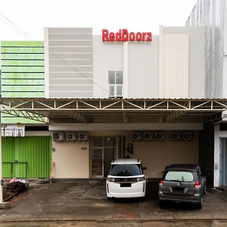 Reddoorz @ Graha Cemerlang Maros Kallikalli Exterior photo